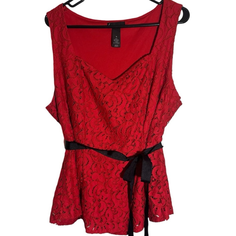 Lane Bryant Red Lace Sleeveless Top 18 with‎ belt